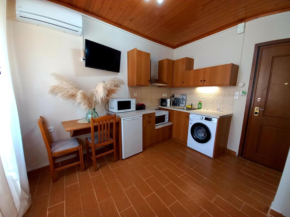 Ml Saroko Apartment 2 Corfu  Eksteriør bilde
